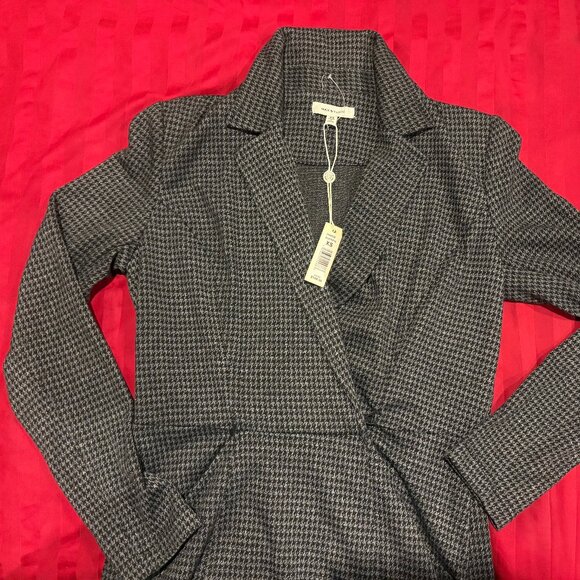 Hounds Tooth Pencil Dress (knee length) XSmall - Picture 2 of 5